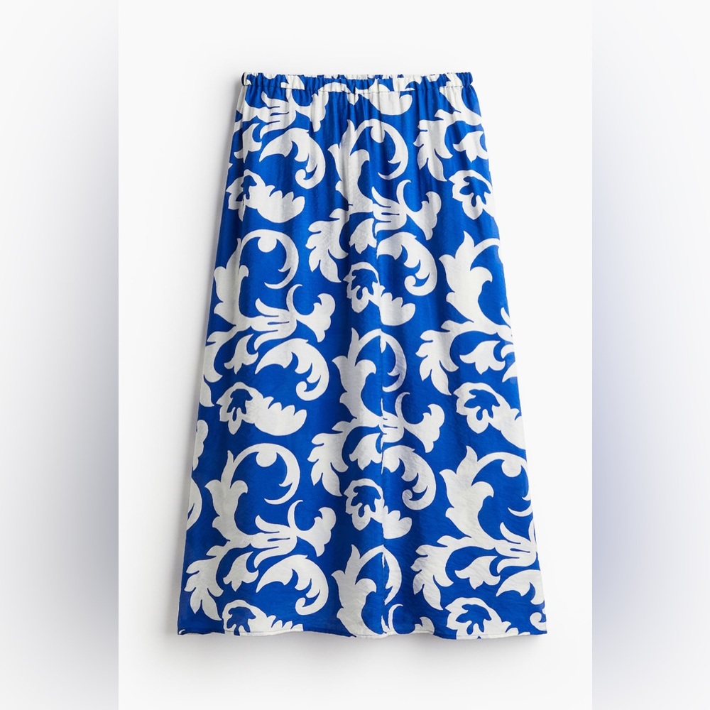H&M Blueā and White Striped Skirt